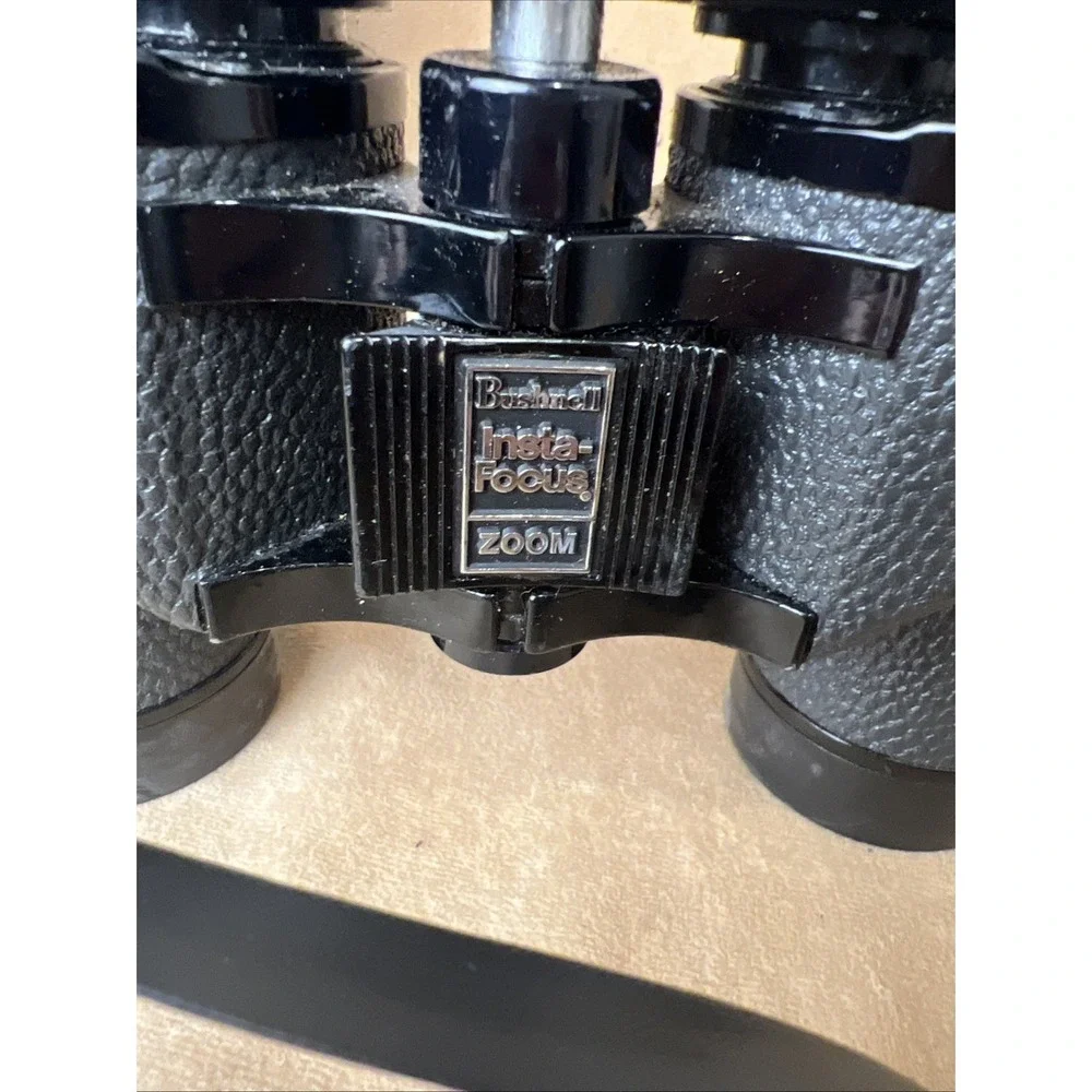 Bushnell Insta-Focus Zoom Binoculars 7-21x40mm Vintage Black with Case